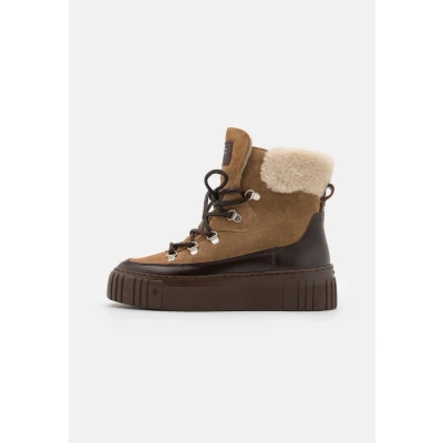 Abbildung von GANT FOOTWEAR Damen SNOWMONT Stiefelette, Taupe/Dark Brown, 40 EU