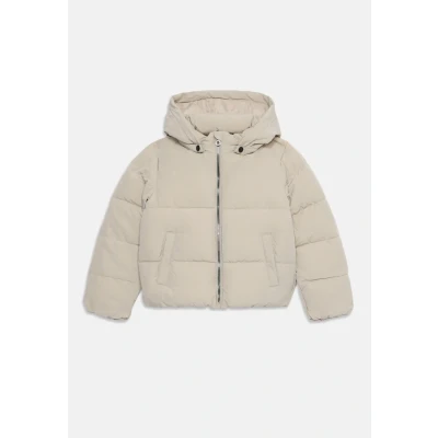 Abbildung von ONLY KIDS Mädchen KOGDOLLY SHORT Puffer JACKET OTW NOOS Jacke (DE/NL/SE/PL, Numerisch, 152, Regular, pumice stone)