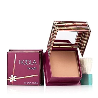 Abbildung von Benefit Cosmetics Hoola Selbstbräuner Pulver, als Bronzer