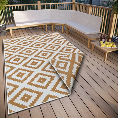 Abbildung von NORTHRUGS Malta In &amp; Outdoor Wendeteppich Flachgewebe, Geometrisches Design, ÖKO TEX, Wetterfest UV beständig für Balkon, Terrasse, Garten Ocker, 200x290cm