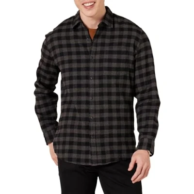 Abbildung von Amazon Essentials Herren Langarmhemd aus Flanell (in Übergröße erhältlich), Dunkelgrau Buffalokaros, M