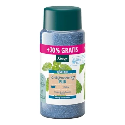 Abbildung von Kneipp Badekristalle Entspannung Pur Sondergröße mit naturreinem Tiefensalz der Saline Luisenhall und ätherischem Öl indischen Melisse Extrakt Zitronenmelisse, limitierte Edition, 720g
