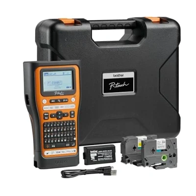 Abbildung von Brother PT E560BTVP Industrielles Beschriftungsgerät mit Bluetooth, inkl. Li Ion Akku und Transportkoffer (für 24 mm breite TZE Schriftbänder, 18 HSe Schrumpfschläuche, Thermotransferdruck)