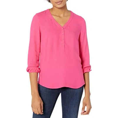 Abbildung von Amazon Essentials Damen Popover Hemd mit 3/4 Ärmeln und Knöpfen, Kräftiges Rosa, L