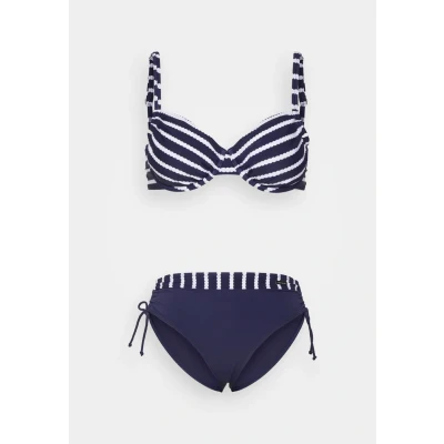 Abbildung von LASCANA Bügel Bikini, mit höherer geschnittener Bikini Hose