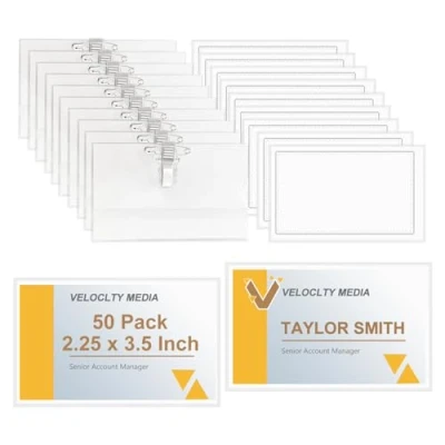 Abbildung von Fushing 50 Stück Namensschilder,90 * 56mm Namensschilder Clip,PVC Transparent Ausweishülle mit Leere Karte