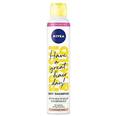 Abbildung von NIVEA Trocken Haarthampoo mit hellen Farbtönen von 200 ml
