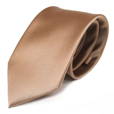 Abbildung von TigerTie Herren Krawatte Klassische 8 cm Satin in gold einfarbigem Design, ideal für Geschäftstermine, festliche Anlässe und die Freizeit
