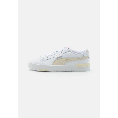 Abbildung von Puma JADA Renew Sneaker low, Damen, Größe: 40.5, White/alpine snow/copper rose Leder