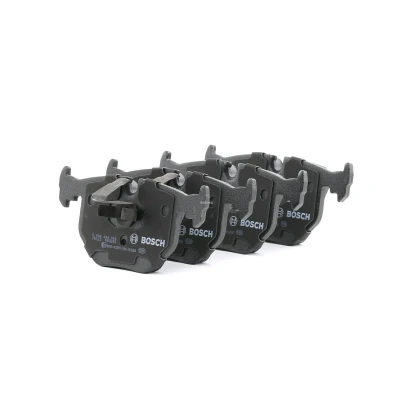 Abbildung von BOSCH 0 986 494 006 Bremsbelagsatz Low Metallic mit Montageanleitung, Anti Quietsch Blech, Kolbenclip BMW: 7, 3 Coupe, X5