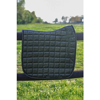 Abbildung von HB Ruitersport Satteldecke Dressur Snake Olivgrün Warmblut