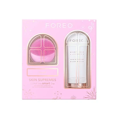 Abbildung von FOREO LUNA play smart 2 Skin Analysis &amp; Gesichtsreinigungsbürste mit Mikroschaumreiniger, 3,3 fl. oz. Supremes Holiday Set