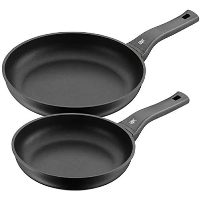 Abbildung von WMF PermaDur Excellent Pfannenset Induktion 2 teilig, Bratpfanne 28 + 24 cm, Aluminium beschichtet, Kunststoffgriff mit Flammschutz