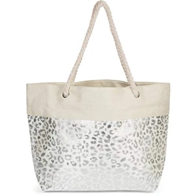 Abbildung von styleBREAKER Damen XXL Strandtasche mit Metallic Leoparden Animal Print und Reißverschluss, Schultertasche, Shopper 02012282, Farbe:Beige Silber