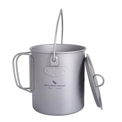 Abbildung von iBasingo 750ml Camping Titan Topf Tasse mit Deckel &amp; Klappgriff Outdoor Kochgeschirr Ultraleicht Kaffee Wasser Becher Picknick Hängetopf für den Täglichen Gebrauch Rucksackreisen 1 Person Ti3038D