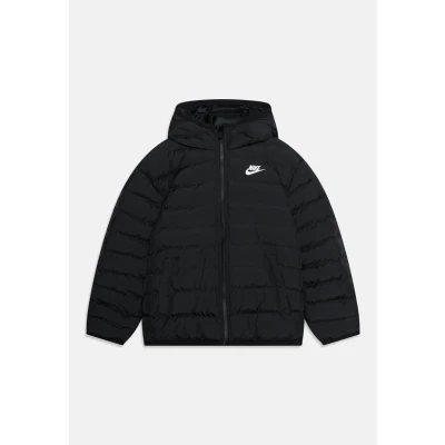 Abbildung von Nike Sportswear Winterjacke für Kinder, Größe: 122/128, Black/white