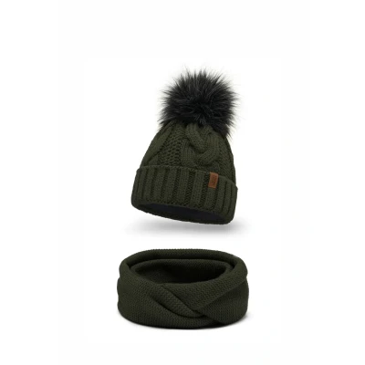 Abbildung von Vivisence 7014 Beanie AND LOOP Scarf SET Schlauchschal, Damen, Größe: One Size, Green