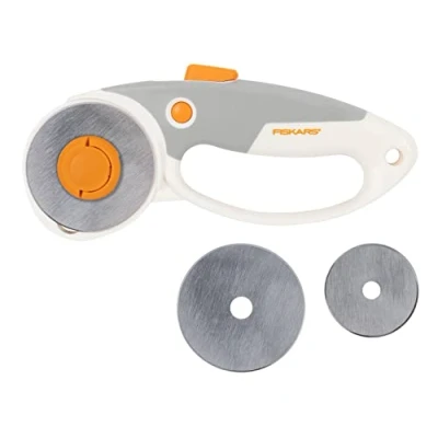 Abbildung von Fiskars Duoloop Titan Rollschneider, Rollmesser mit Schlaufengriff, Rechts und Linkshändig, Klingen Durchmesser: 45 mm 60 mm, Orange/Weiß/Grau, 1066048