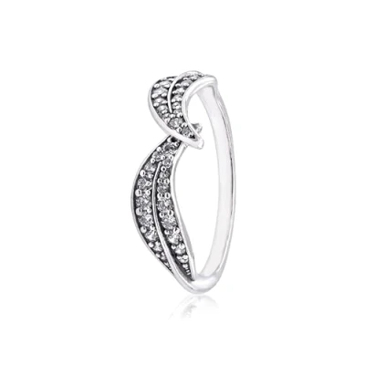 Abbildung von PANDORA Funkelnde Blätter Ring in Sterling Silber mit Zirkoniasteinen Moments Collection, Größe 58