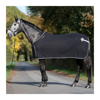 Abbildung von Kavalkade Cooler rug with chestflap