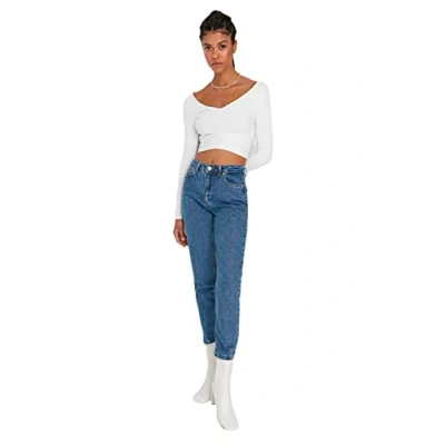 Abbildung von Trendyol Damen Herren Mittlerer Bund Mom Jeans, Blau, 32 EU