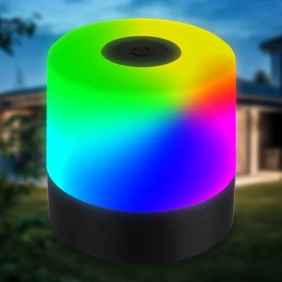 Abbildung von B.K.Licht Mini RGBW LED Tischlampe kabellos IP44 mit Touch, Farbwechsel, Akku, USB C Kabel, Nachttischlampe, Dekolampe, Lampe, Akku Tischleuchte, Outdoor Kinderzimmer, 7x7 cm, Schwarz