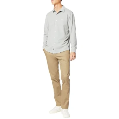 Abbildung von Dockers Herren Signature Khaki Slim Fit Pants Refined Chinos, British Khaki, 34W / 34L