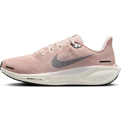 Abbildung von Nike Performance AIR ZOOM Pegasus 41 Laufschuh Straße, Damen, Größe: 36.5, Pink oxford/anthracite/light soft pink/pale ivory Schuhe