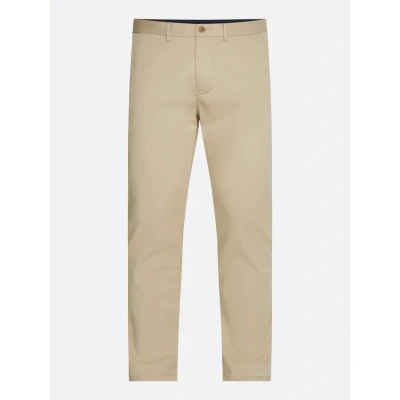 Abbildung von Tommy Hilfiger Herren Hose Core Bleecker 1985 Pima Cotton Chino, Beige (Batique Khaki), 30W/32L