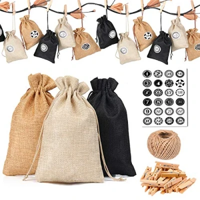 Abbildung von KATELUO 24 Stücke Adventskalender Stoffbeutel mit Adventszahlen Aufkleber, Weihnachtskalender, DIY Festival Geschenksäckchen,Jutesäckchen Bastelset