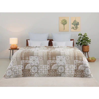 Abbildung von Home affaire Tagesdecke »Sofia« in Patchwork Design, für Kinder und Erwachsene
