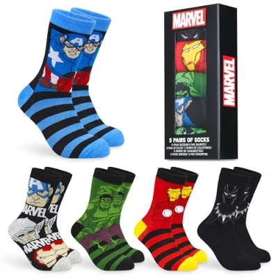 Abbildung von Marvel Socken Herren, 5er Pack Baumwolle Herrensocken Avengers, Lustigen Set Größe 39 46 Geschenke für Männer (Blau/Mehrfarbig, 40 45 EU)