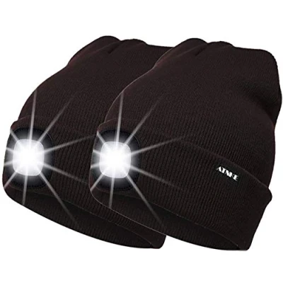 Abbildung von ATNKE 2Pcs Neue Warme LED beleuchtete Mütze,Unisex USB wiederaufladbare Laufmütze Ultra Bright 4 wasserdichte Lichtlampe Mehrfarbig/Coffee