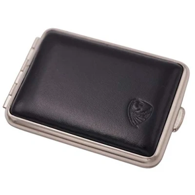 Abbildung von GERMANUS Pillendose Etui, Made in Germany, Kleines Rind Pillenbox für Tabletten, Stahl mit schwarzem Leder, Tabak Schnupftabak Schwarz