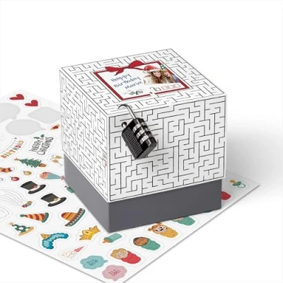 Abbildung von SURPRISA Geschenkbox, Rätselbox Geldgeschenke Verpackung, Geschenkkarton für Gutscheine, Labyrinthrätsel, Größe S (12cm)