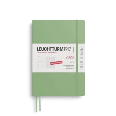 Abbildung von LEUCHTTURM1917 372496 Wochenkalender &amp; Notizbuch Medium (A5) 2026, 12 Monate, Softcover, Salbei, Deutsch