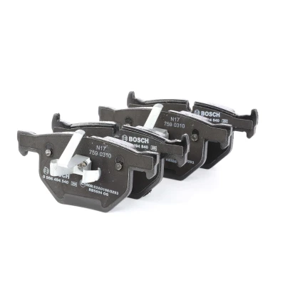 Abbildung von BOSCH 0 986 494 540 Bremsbelagsatz Low Metallic mit Anti Quietsch Blech, Kolbenclip BMW: 3 Saloon, Coupe, Touring