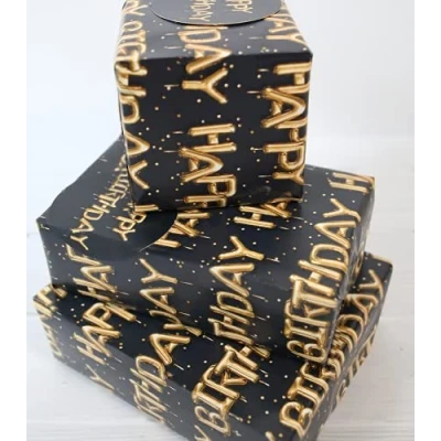 Abbildung von Abacus Cards Geschenkpapier 12367A Geburtstagsballons Pack mit 2 Bögen &amp; Etiketten, vollständig recycelbar, Schwarz Gold