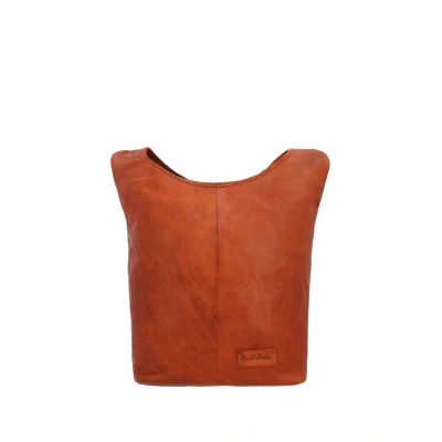 Abbildung von Gusti Leder Umhängetasche Damen Josephine New Ledertasche Braun mit AirTag Fach &amp; herausnehmbarer Reißverschlusstasche