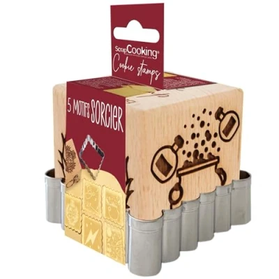 Abbildung von SCRAP COOKING Keksstempel aus Holz Zauberer + Ausstecher