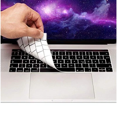 Abbildung von MyGadget Tastaturschutz QWERTZ für Apple MacBook Pro 13 &amp; 15 Zoll [ ab 2016 bis 2020 Touchbar] Folie deutsche Tastatur Keyboard Cover Schwarz