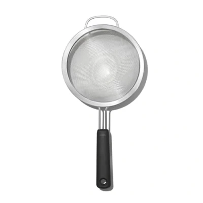Abbildung von OXO Good Grips Sieb (20,3 cm)