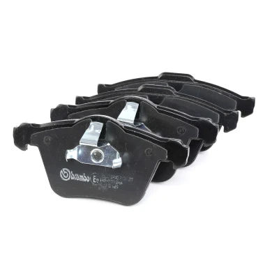 Abbildung von BREMBO P 24 077 Bremsbelagsatz exkl. Verschleißwarnkontakt mit Kolbenclip ohne Zubehör FORD: Galaxy Mk2 MPV, S Max Mk1, VOLVO: V60 I, V70 3, S60 II