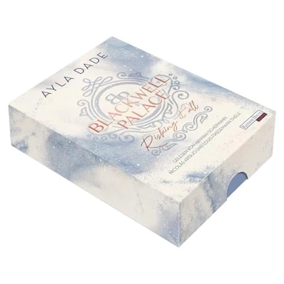 Abbildung von Blackwell Palace. Risking it all: Hörbuch Box mit Download Codes ohne CD (Die Frozen Hearts Reihe, Band 1)
