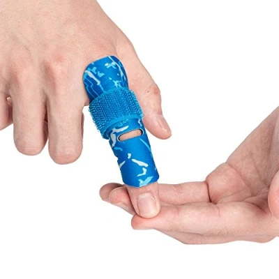 Abbildung von Kuangmi Finger Sleeve Unterstutzung Protector und Verletzungen beim Sport 1 Stuck （Blue, L/XL）