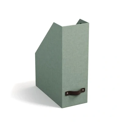 Abbildung von Bigso Box of Sweden ESTELLE Stehsammler für Zeitschriften, Magazine und Akten praktischer Organizer aus Faserplatte Papier in Leinenoptik stabiler Zeitschriftenhalter mit Griff mintgrün