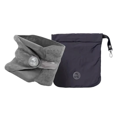 Abbildung von trtl Travel Pillow Grau Nackenkissen für Flugzeug &amp; Auto Ergonomisches Reisekissen Einzigartiges Stützsystem Waschmaschinenfest