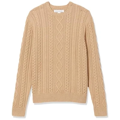 Abbildung von Amazon Essentials Herren Pullover mit Langen Ärmeln und Rundhalsausschnitt aus 100% Baumwolle Zopfmuster, Kamelbraun, M
