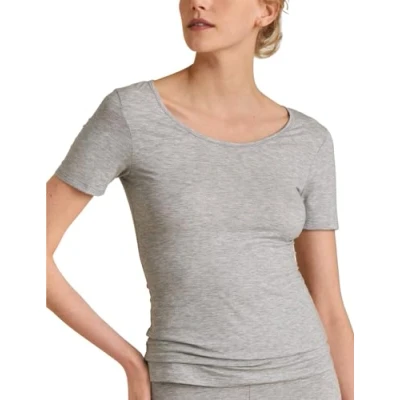 Abbildung von CALIDA Natural Comfort T Shirt Damen, Rundhalsausschnitt, aus hochwertiger Baumwolle, mit natürlichem Glanz und glattem Griff