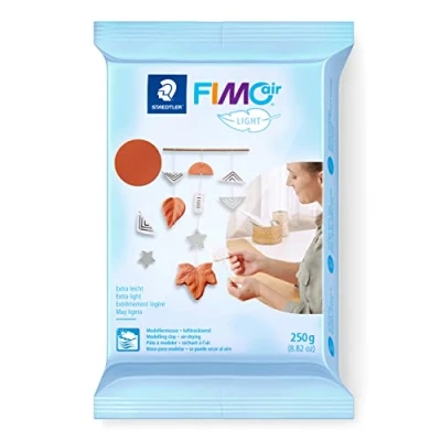 Abbildung von STAEDTLER lufttrocknende Modelliermasse FIMO air light, extra leicht, terrakotta, sofort gebrauchsfähig, kein Brennvorgang notwendig, 250g, angenehme Haptik, klebt nicht, 8131 76
